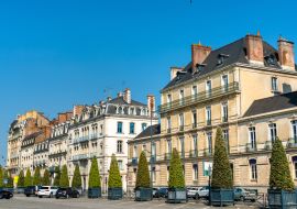 Lais Puzzle - Typisch französische Gebäude in der Stadt Rennes - 1.000 Teile