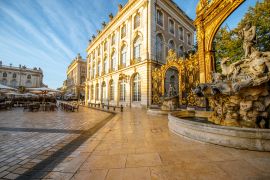 Lais Puzzle - Morgenblick auf den Stanislas-Platz mit Goldenem Tor in der Altstadt von Nancy, Frankreich - 2.000 Teile