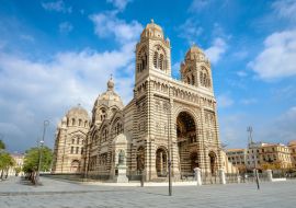 Lais Puzzle - Kathedrale von Marseille. Kathedrale Sainte Marie Majeure. Marseille - 1.000 Teile