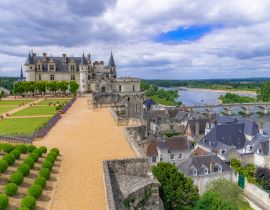 Lais Puzzle - Schloss Amboise, schönes französisches Kulturerbe, Panorama mit dem Fluss Loire im Frühling - 40, 100, 200, 500, 1.000 & 2.000 Teile