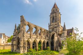 Lais Puzzle - Teilweise ruinierte mittelalterliche Kirche Saint Etienne in Caen, Normandie, Frankreich - 2.000 Teile