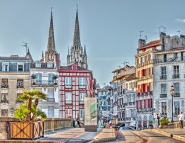 Lais Puzzle - Bayonne zu Weihnachten - 40, 100, 200, 500, 1.000 & 2.000 Teile