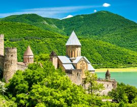 Lais Puzzle - Burg Ananuri am Fluss Aragvi in Georgien - 40, 100, 200, 500, 1.000 & 2.000 Teile