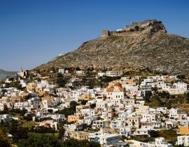 Lais Puzzle - Die Stadt Agia Marina mit der alten venezianischen Burg im Hintergrund. Insel Leros, Dodokanische Inseln, Griechenland - 40, 100, 200, 500, 1.000 & 2.000 Teile