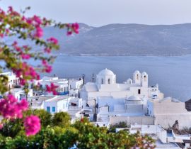 Lais Puzzle - Panoramablick auf das Dorf Plaka ("Hauptstadt" der Insel Milos) und die Bucht von Milos, Kykladen, Griechenland - 40, 100, 200, 500, 1.000 & 2.000 Teile