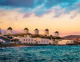 Lais Puzzle - Sonnenuntergangsansicht der Strandpromenade von Mykonos mit Windmühlen - 40, 100, 200, 500, 1.000 & 2.000 Teile