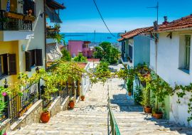 Lais Puzzle - Blick auf eine enge Gasse in der Altstadt von Thessaloniki, Griechenland - 1.000 Teile