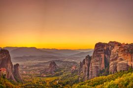Lais Puzzle - Landschaft mit Klöstern und Felsformationen in Meteora, Griechenland - 2.000 Teile