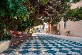 Lais Puzzle - Syros, Griechenland Freizeitfotos von Stadtstraßen und Gebäuden im Sommerlicht - 2.000 Teile