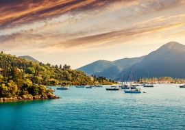 Lais Puzzle - Wunderschöne sonnige Meereslandschaft mit buntem Himmel bei Sonnenuntergang. Ionisches Meer. Griechenland - 1.000 Teile