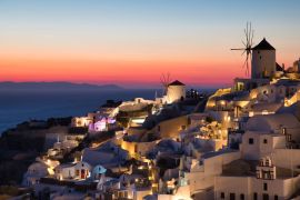Lais Puzzle - Schöner Sonnenuntergang in Oia auf der Insel Santorin, Griechenland - 2.000 Teile