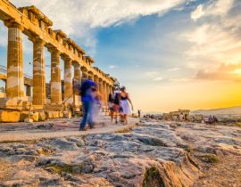 Lais Puzzle - Menschen in Bewegungsunschärfe beim Spaziergang um die Ruinen des Parthenon-Tempels in Athen, Griechenland - 40, 100, 200, 500, 1.000 & 2.000 Teile