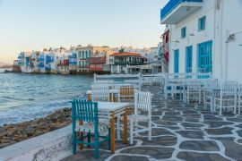 Lais Puzzle - Restaurant mit Blick auf Klein-Venedig auf Mykonos, Griechenland - 2.000 Teile