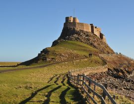 Lais Puzzle - Lindisfarne (Heilige Insel) - Das Schloss - 40, 100, 200, 500, 1.000 & 2.000 Teile