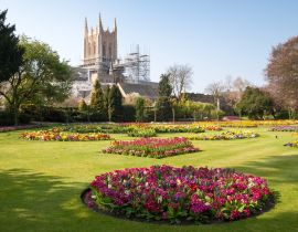 Lais Puzzle - Ein Blick auf die restaurierte Kathedrale von Bury St. Edmunds - 40, 100, 200, 500, 1.000 & 2.000 Teile