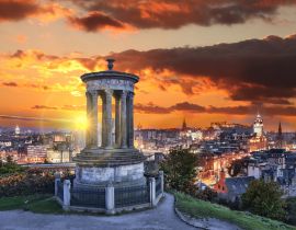 Lais Puzzle - Edinburgh bei Sonnenuntergang mit Calton Hill in Schottland - 40, 100, 200, 500, 1.000 & 2.000 Teile