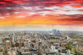 Lais Puzzle - Luftaufnahme der Londoner Skyline bei Sonnenuntergang, Ostseite - 2.000 Teile
