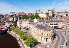 Lais Puzzle - Newcastle's Quayside, Castle Keep und Kathedrale am Fluss Tyne - 1.000 Teile