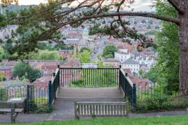 Lais Puzzle - Aussichtspunkt am St. Giles Hill mit Blick auf die Stadt Winchester - 2.000 Teile