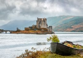 Lais Puzzle - Boot, Loch Duich und Eilean Donan Castle - 1.000 Teile