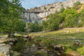 Lais Puzzle - Blick auf die Landschaft um Malham Cove im Yorkshire Dales National Park - 2.000 Teile