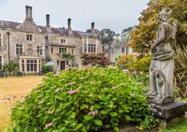 Lais Puzzle - Traditionelles altes Herrenhaus auf dem Lande in Wales, Vereinigtes Königreich - 1.000 Teile