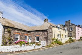 Lais Puzzle - Bunte Häuschen in St Davids in Pembrokeshire, Wales, UK - 2.000 Teile