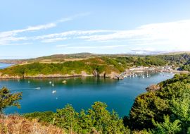 Lais Puzzle - Fishguard Hafen und Dorf Landschaft Pembrokeshire Wales - 1.000 Teile