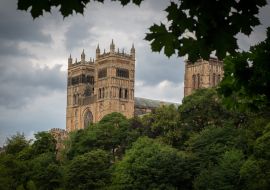 Lais Puzzle - Blick auf die Kathedrale von Durham. Erbaut im späten 11. und frühen 12. Jahrhundert, um die Reliquien des Heiligen Cuthbert zu beherbergen. - 1.000 Teile