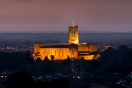 Lais Puzzle - UK, England, Surrey, Guildford, Kathedrale in der Abenddämmerung - 2.000 Teile