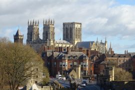 Lais Puzzle - York, einschließlich Minster und Stadtmauer - Yorkshire, England, UK - 2.000 Teile