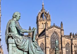 Lais Puzzle - David Hume Statue und St Giles Cathedral in Edinburgh, Schottland - 1.000 Teile