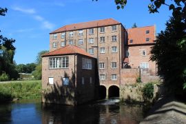 Lais Puzzle - Alte Mühlen, Stamford Bridge, East Riding of Yorkshire - 2.000 Teile