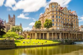 Lais Puzzle - Die Pulteney Bridge im palladianischen Stil überquert den Fluss Avon in Bath - 2.000 Teile