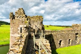 Lais Puzzle - Burg Beaumaris in Wales, Vereinigtes Königreich - 2.000 Teile