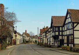 Lais Puzzle - Ein Blick auf die Hauptstraße des Dorfes Pembridge, UK - 1.000 Teile