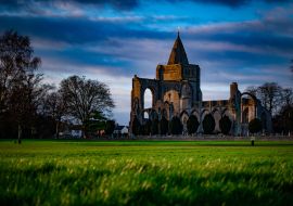 Lais Puzzle - Crowland Abbey, Lincolnshire, UK von Snowden Field im tiefstehenden Wintersonnenlicht - 1.000 Teile