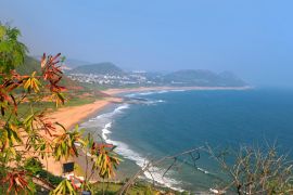 Lais Puzzle - Ufer des Golfs von Bengalen bei Visakhapatnam in Indien - 2.000 Teile