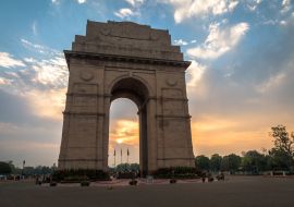 Lais Puzzle - India Gate Delhi - Ein Kriegsdenkmal an der Straße Rajpath bei Sonnenaufgang - 1.000 Teile