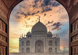 Lais Puzzle - Taj Mahal ist ein elfenbeinweißes Marmormausoleum am Yamuna-Fluss in der indischen Stadt - 1.000 Teile