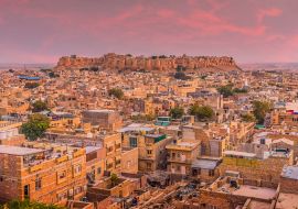 Lais Puzzle - Die goldene Stadt Jaisalmer leuchtet im Licht der untergehenden Sonne in Rajasthan, Indien - 1.000 Teile