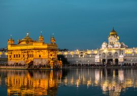 Lais Puzzle - Der Goldene Tempel, auch bekannt als Harmandir Sahib, was "jedermanns Tempel oder Haus" oder Darbār Sahib, was "erhabener Hof" bedeutet, ist ein Gurdwara in der Stadt Amritsar, Punjab, Indien - 1.000 Teile