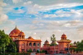 Lais Puzzle - Die Lalit Narayan Mithila Universität, auch bekannt als LNMU, befindet sich in Darbhanga, Bihar, Indien - 2.000 Teile