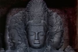 Lais Puzzle - Trimurti in den Elephanta-Höhlen bei Mumbai, Maharashtra, Indien - 2.000 Teile