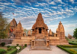 Lais Puzzle - Östliche Tempel von Khajuraho, Madhyapradesh, Indien - 1.000 Teile