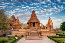 Lais Puzzle - Östliche Tempel von Khajuraho, Madhyapradesh, Indien - 2.000 Teile