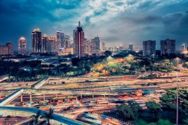 Lais Puzzle - Jakarta Stadtzentrum in der Abenddämmerung - 2.000 Teile