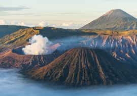 Lais Puzzle - Aktiver Vulkan Bromo, berühmteste Landschaft in Ost-Java bei Sonnenaufgang, Indonesien - 1.000 Teile