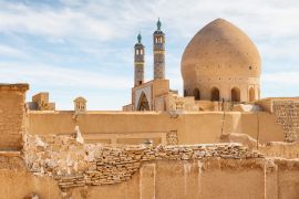 Lais Puzzle - Blick auf die Agha Bozorg Moschee in Kashan, Iran - 2.000 Teile