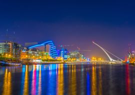 Lais Puzzle - Nachtansicht des Convention Center Dublin und der Samuel-Beckett-Brücke, Irland - 1.000 Teile